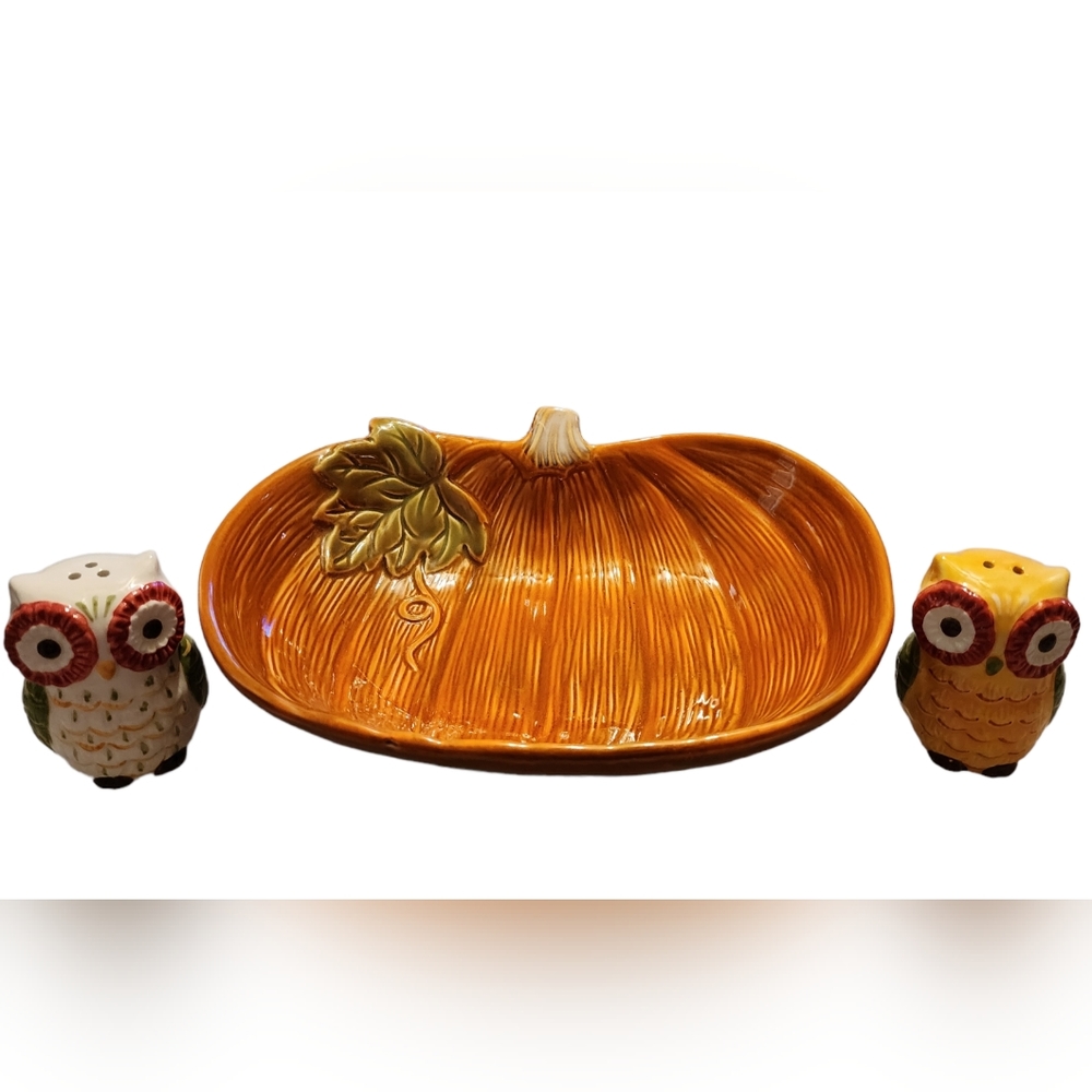 Pumpkin Shaped Bowl & Owl Salt and Pepper Set